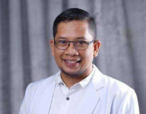 dr Annas Ahmad, Sp.B