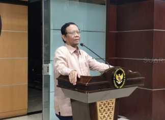 Menteri Koordinator bidang Politik, Hukum dan Keamanan (Menko Polhukam) Mahfud MD. (Suara.com/Ria Rizki)