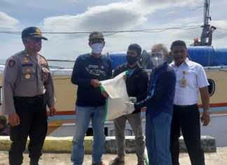 Pemerintah Kabupaten Pangkep, melakukan pengiriman beras melalui program bantuan pangan non tunai (BPNT) sembako untuk warga di Kecamatan Liukang Tangaya.