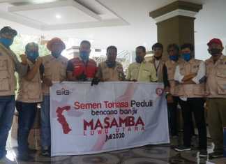 PT Semen Tonasa sebagai perusahaan BUMN aktif turut berpartisipasi mendukung kegiatan kemanusiaan seperti bantuan untuk korban bencana alam. Kegiatan ini merupakan salah satu wujud implementasi kegiatan sosial perusahaan