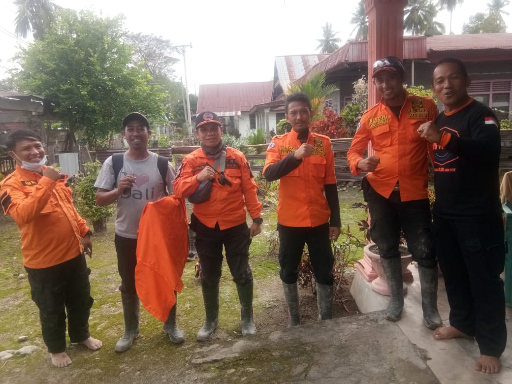 Pencarian Korban, TRC BPBD Pangkep Temukan Satu Jenasah di Lokasi Banjir Bandang Masamba