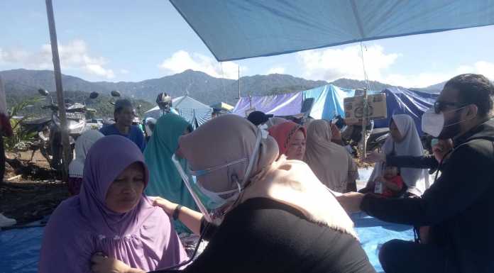 Banjir Bandang Luwu Utara, Tim RS Batara Siang Pangkep Layani Pemeriksaan Kesehatan Pengungsi Banjir Bandang Luwu Utara, Tim RS Batara Siang Pangkep Layani Pemeriksaan Kesehatan Pengungsi