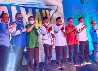 Pasangan Bakal Calon Bupati dan Wakil Bupati Abd Rahman Assagaf dan Muammar Muhayyang (RAMAH) melaksanakan deklarasi pasangan untuk mengikuti Pilkada serentak 2020 di Kabupaten Pangkep. (Ist).