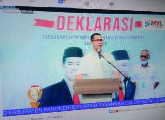 Pasangan Bakal Calon Bupati dan Wakil Bupati Muhammad Yusran Lalogau dan Syahban Sammana pasangan pertama yang mendeklarasikan diri di Kabupaten Pangkep Sulawesi Selatan untuk ikut serta dalam Pemilihan Kepala Daerah (Pilkada) serentak tahun 2020. (Badauni AP/pangkep.terkini.id)