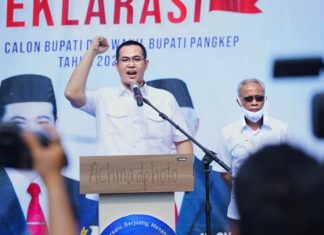 Bakal Calon Bupati dan Wakil Bupati Muhammad Yusran Lalogau dan Syahban Sammana (MYL-SS) pasangan pertama yang mendeklarasikan diri di Kabupaten Pangkep Sulawesi Selatan untuk ikut serta dalam Pemilihan Kepala Daerah (Pilkada) serentak tahun 2020.(Ist).