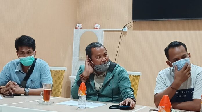 Ketua Tim Pemenangan pasangan calon bupati dan wakil bupati Muhammad Yusran Lalogau - Syahban Sammana (MYL-SS), Arfan Tualle menjamin tidak ada pengerahan massa atau mobilisasi massa terkait tahapan pencabutan nomor urut calon di Komisi Pemilihan Umum (KPU) Kabupaten Pangkep.