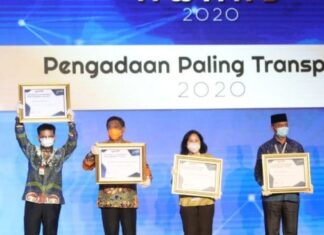 Penyerahan Penghargaan Pengelolaan Barang dan Jasa 2020, di Jawa Barat, Rabu (18/11/2020). (Dok : Kementan)