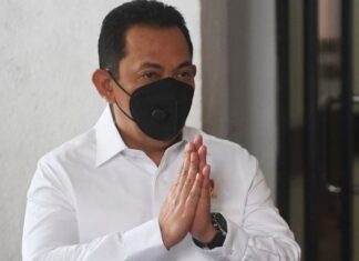 Kabareskrim Komjen Listyo Sigit Prabowo di Gedung KPU, Jakarta, Kamis (3/12/2020). Listyo jadi calon tunggal Kapolri yang diajukan Presiden Jokowi, untuk menggantikan Kapolri Jenderal Idham Azis yang akan pensiun. [ANTARA FOTO/Akbar Nugroho Gumay]