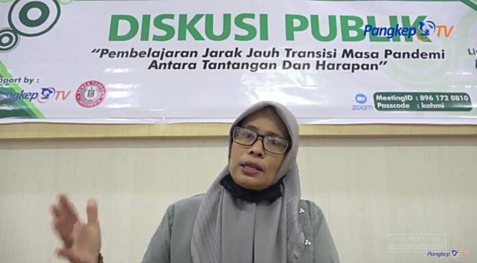 Koordinator Cabang Masyarakat Peduli Badan Penyelenggara Jaminan Sosial Sulawesi Selatan (Korcab MP BPJS Sulsel), Suhartini Suaedy.(Pangkep TV).