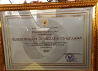 Pemerintah Kabupaten Pangkep, menerima penghargaan dari Komisi Aparatur Sipil Negara(KASN).(Pangkep TV).