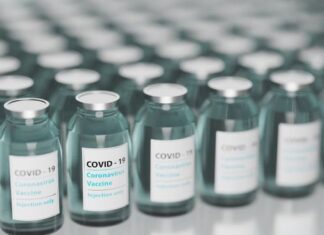 Ilustrasi vaksin COVID-19, Sanksi Menolak Vaksin Covid-19 (pixabay)