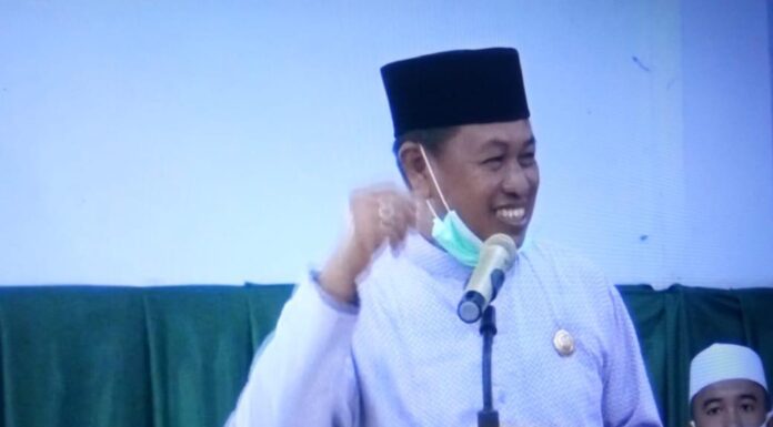 Bupati Kabupaten Pangkep Syamsuddin Hamid dalam acara Hari jadi ke-61 tahun Kabupaten Pangkep.(Pangkep.terkini.id).