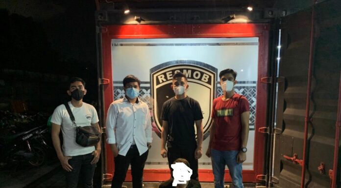 Polres Pangkep Menangkap Satu Pelaku Pencurian dan Penadah Barang Tim Resmob Polisi Resort (Polres) Kabupaten Pangkep mengamankan seorang lelaki sebagai penadah dari hasil barang curian. (Ist)