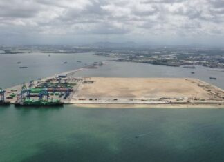 Proyek Makassar New Port PT Pelabuhan Indonesia IV (Persero) / [SuaraSulsel.id / Pelindo IV]