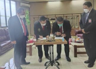 Bupati Kabupaten Pangkep Muhammad Yusran Lalogau (MYL) melakukan penandatanganan nota kesepahaman bersama Lembaga Adminitrasi Negara untuk mengembangkan kompetensi Aparatur sipil Negara (ASN) Kabupaten Pangkep.(Ist).