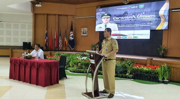 Bupati Kabupaten Pangkep Muhammad Yusran Lalogau (MYL)  mengisi materi pada pelatihan dasar(Latsar) Calon Aparatur Sipil Negara(CASN) Kabupaten Pangkep. (Pangkep.terkini.id).