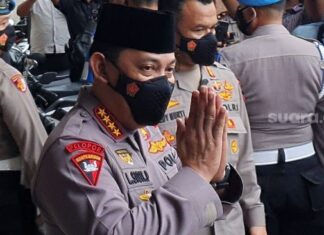 Ilustrasi Telegram Kapolri Terbaru - Kapolri Jenderal Polisi Listyo Sigit Prabowo bersama jajaran menyambangi Kantor Pimpinan Pusat (PP) Muhammadiyah Yogyakarta, Jumat (19/2/2021). - (SuaraJogja.id/Hiskia Andika)