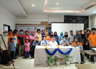 Lembaga Ekonomi Umat (LEU) lakukan pembekalan visi dan misi, fighting spirit dan akhlak koordinator warung dan training Karyawan Distribution Center Lembaga Ekonomi Ummat Pangkep, Kamis, 1 April  2021.(Ist).