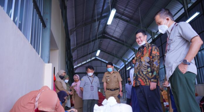 Kunjungan Bupati Pangkep Muhammad Yusran Lalogau di Badan Penelitian Tanaman Serealia (Balitsereal