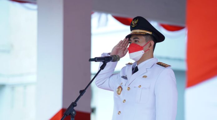 HUT ke-76 Proklamasi Kemerdekaan RI, Ini pesan Bupati Pangkep Bupati Pangkep Muhammad Yusran Lalogau(MYL) bertindak selaku inspekur upacara, peringatan detik-detik hari ulang tahun (HUT) ke-76 Proklamasi Kemerdekaan Republik Indonesia, tingkat kabupaten Pangkep digelar di halaman kantor sekretariat daerah kabupaten Panglep, Selasa, 17 Agustus 2021.(Ist).