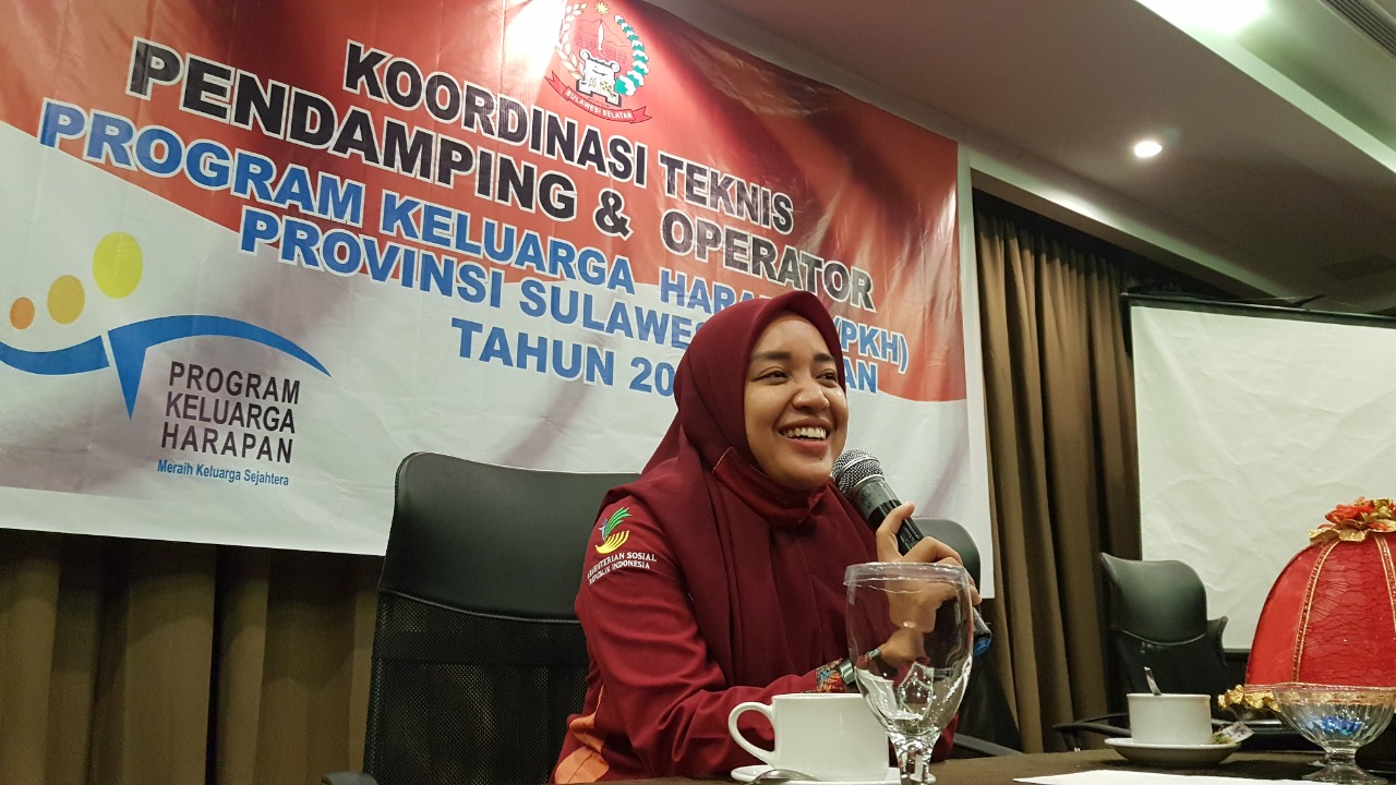 SDM PKH Pangkep Raih Penghargaan Pilar Sosial dari Kementerian