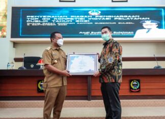 Plt Gubernur Sulawesi Selatan Andi Sudirman Sulaiman dan Bupati Pangkep Muhammad Yusran Lalogau.(Pangkep.terkini.id).