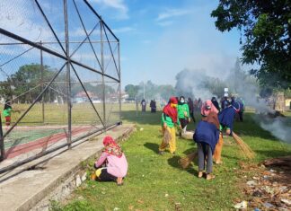 Aksi World Cleanup Day 2021 di Kabupaten Pangkep, yang dilaksanakan bersama KPM PKH Minasatene.(Pangkep.terkini.id).