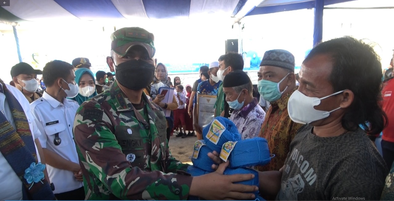 Ficer: Mengawal Bantuan Nelayan Menempuh Perjalanan 293 Kilometer