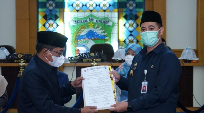 DPRD Setujui APBD Pangkep 2022 Rp1,4 Triliun DPRD Pangkep