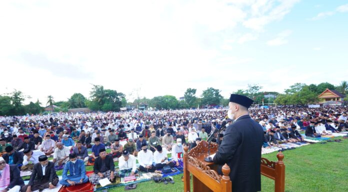 Bupati MYL Salat Id Bersama Warga Labakkang, Wabup Syahban di Kalmas Idul Fitri 2022