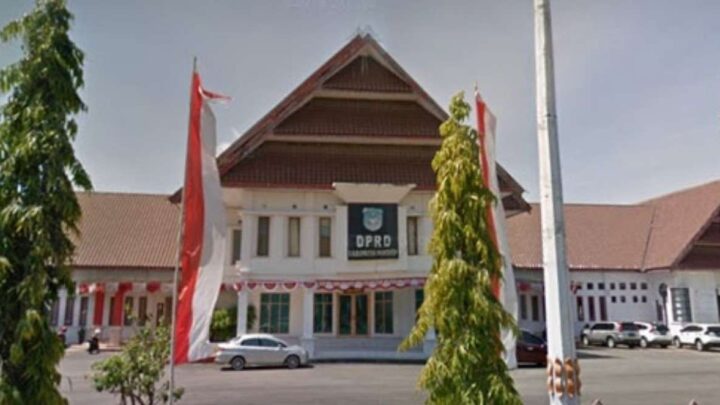 DPRD Pangkep Desak PLN Transparan Soal Data Pajak Penerangan Jalan dprd pangkep